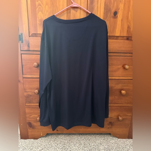 Men’s Greg Norman Collection Long Sleeve Shark Logo T-shirt, size XXL - Picture 3 of 5